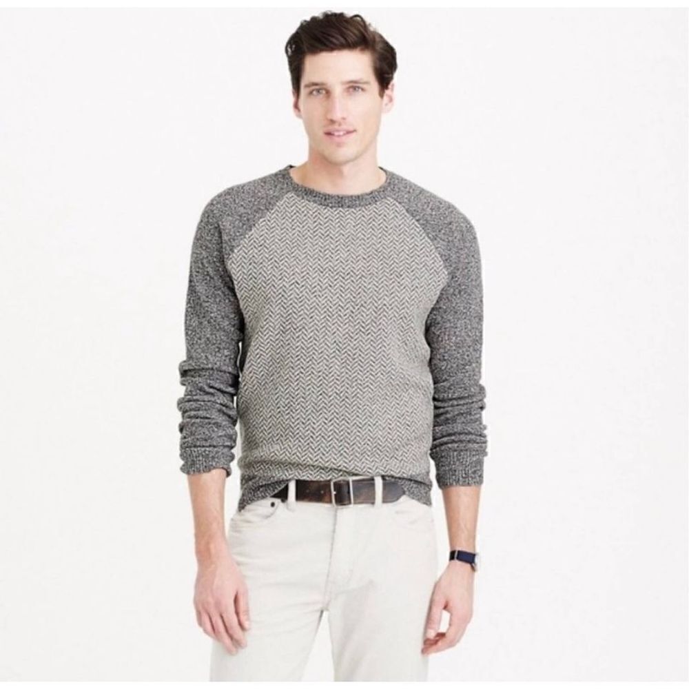 J.Crew Black Label Mens Lambswool Gray Chevron Pullover Knit Sweater Size Medium